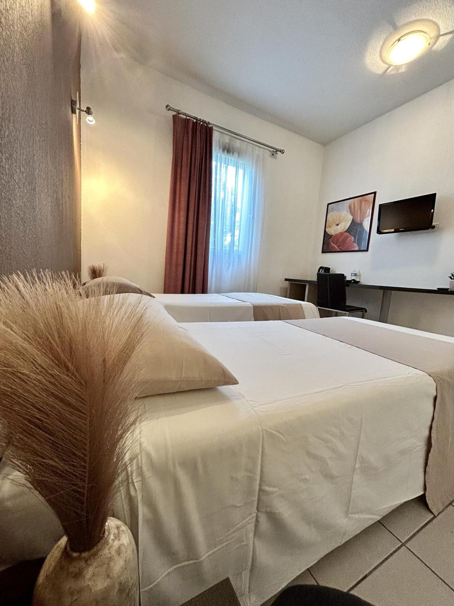 Hotel Restaurant Les Jasses De Camargue Gallargues-le-Montueux Zewnętrze zdjęcie