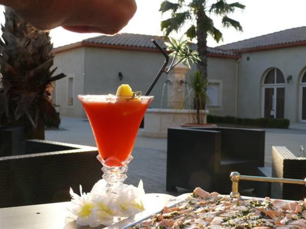 Hotel Restaurant Les Jasses De Camargue Gallargues-le-Montueux Zewnętrze zdjęcie